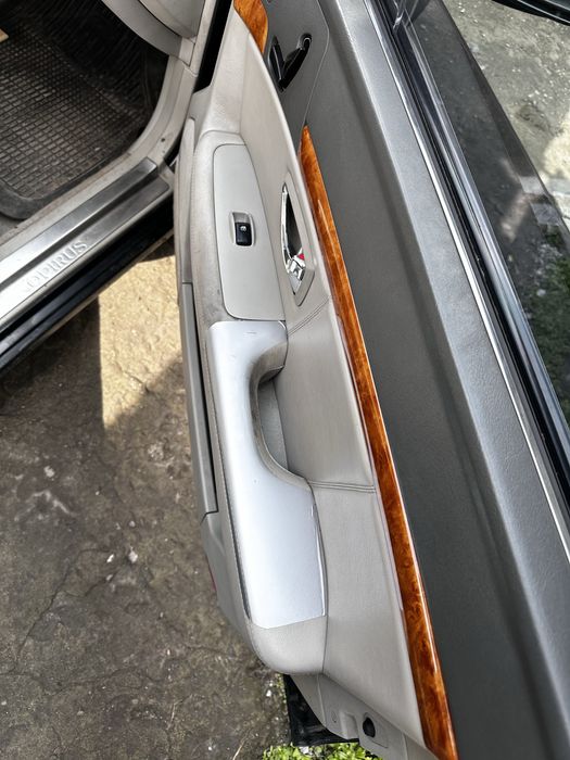 Продам Kia Opirus