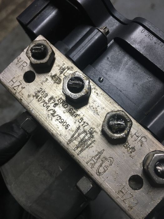 Блок насос модуль ABS АБС ESP Seat Ibiza \ Volkswagen Polo \ Audi A1