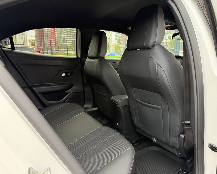 Opel Mokka Official