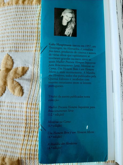 Livro "Um amante a mais ainda sabe a pouco ^