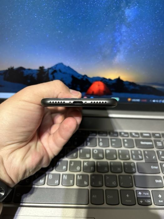 iPhone SE 2020 64gb Neverlok