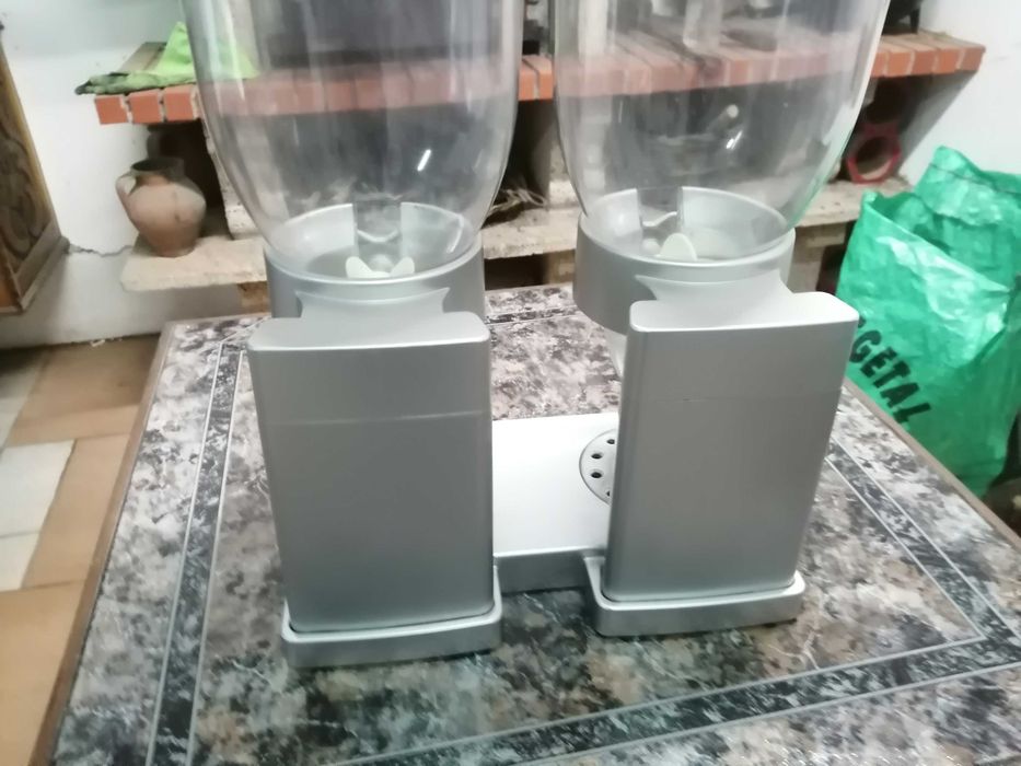 dispensador de cereais ,Zevro