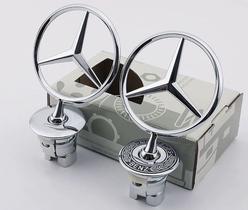 Значок логотип Mercedes-Benz на капот приціл Мерседес