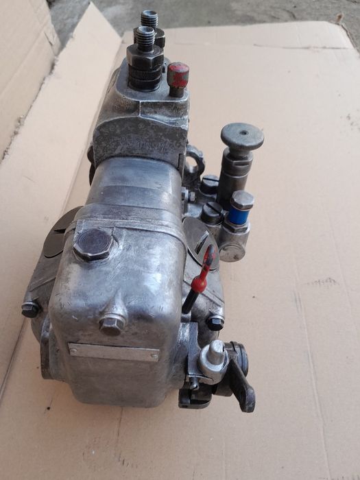 Pompa wtryskowa paliwa ursus c 328