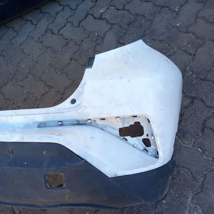 Para choques tras toyota CHR  52159 F4010