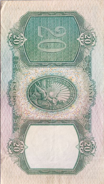 Notas antigas em bom estado