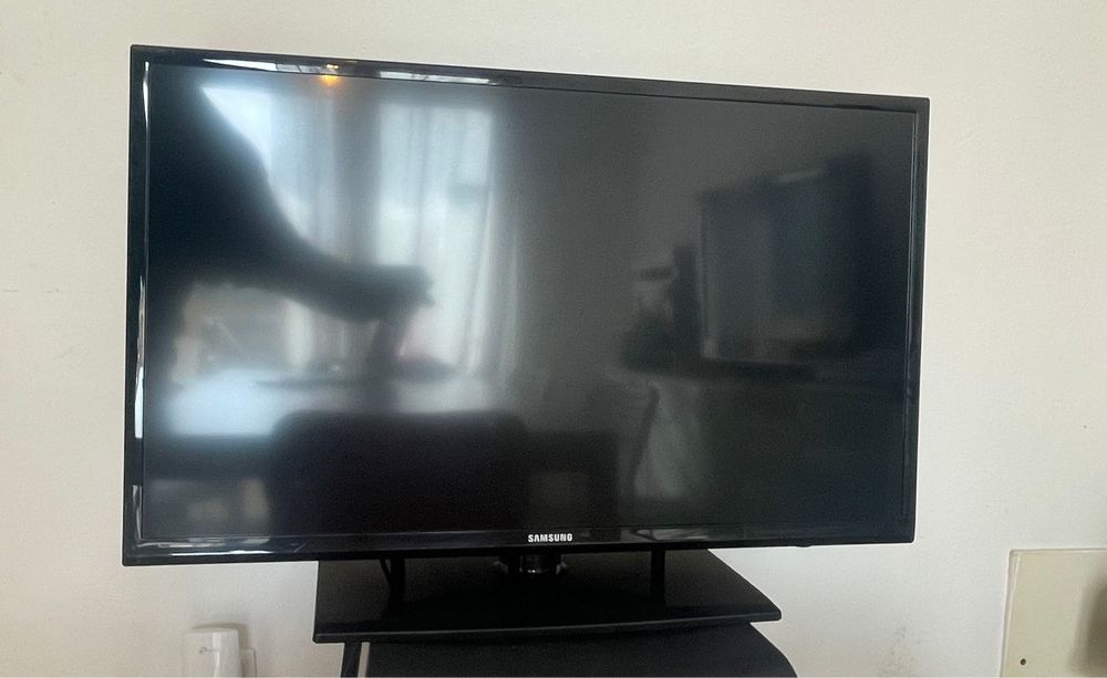 TV LCD Samsung 32”
