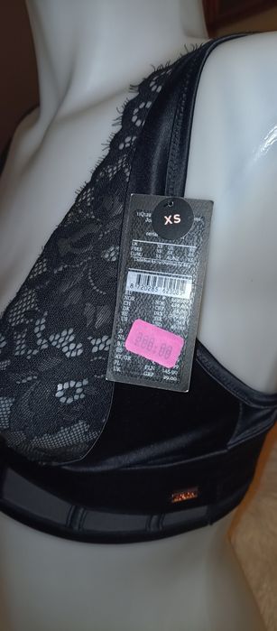 Biustonosz  gorset  Hunkemöller XS koronkowy czarny z metką