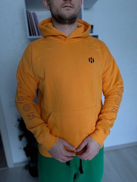 Два худі + дві футболки. Нові.