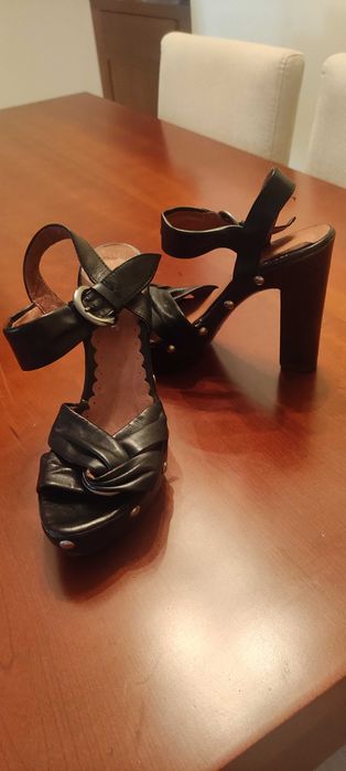 Sapatos de mulher nº 36