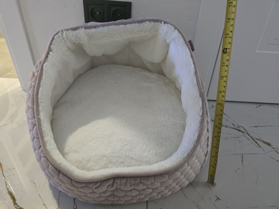 Лежанка для котика