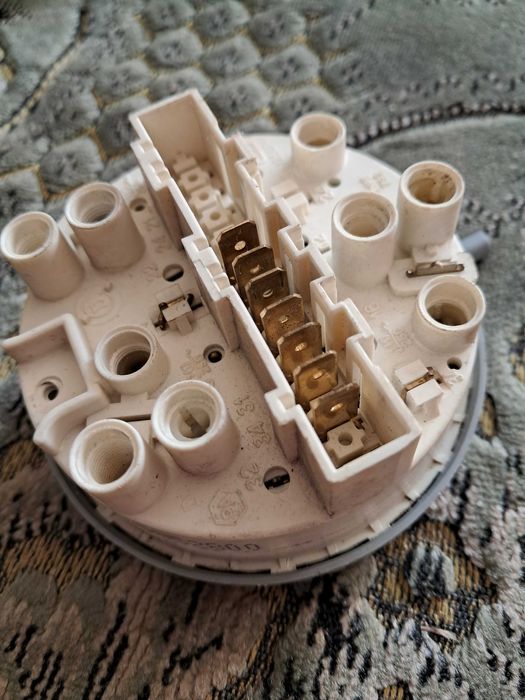 Прессостат (датчик давления) для стиральной машины