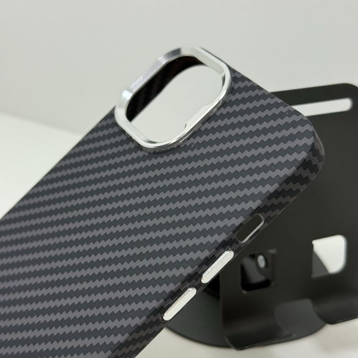 Чохол iphone 13/ 14 карбоновий з MagSafe. Чехол айфон 13/ 14 карбон