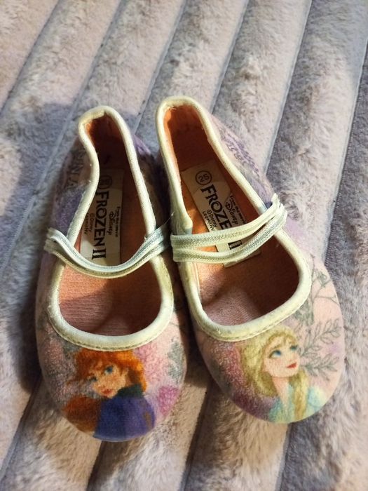 Тапочки для дівчинки