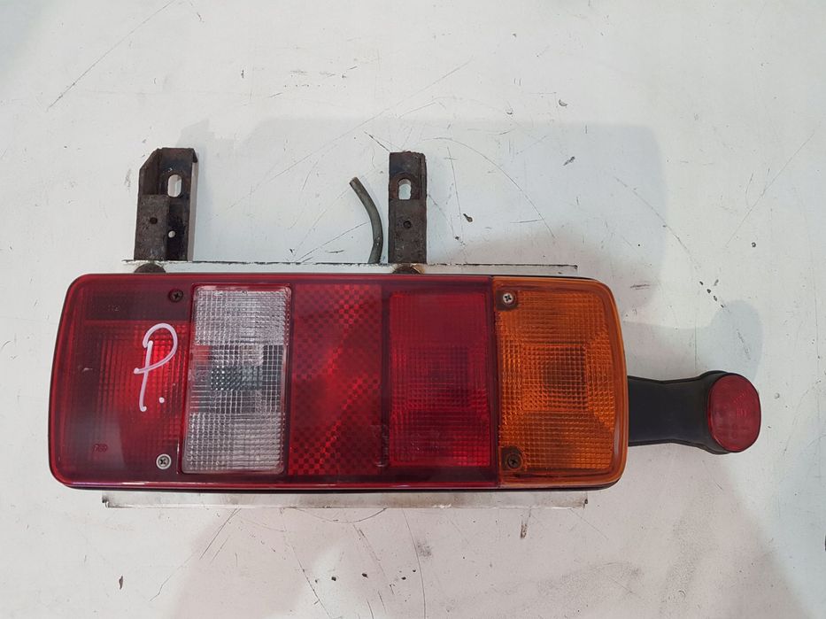 lampa prawy tył tylna scania r380 euro 4 2008