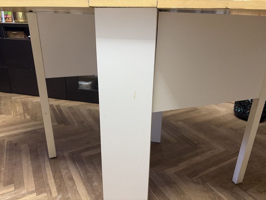 składany  stoł  drewniany