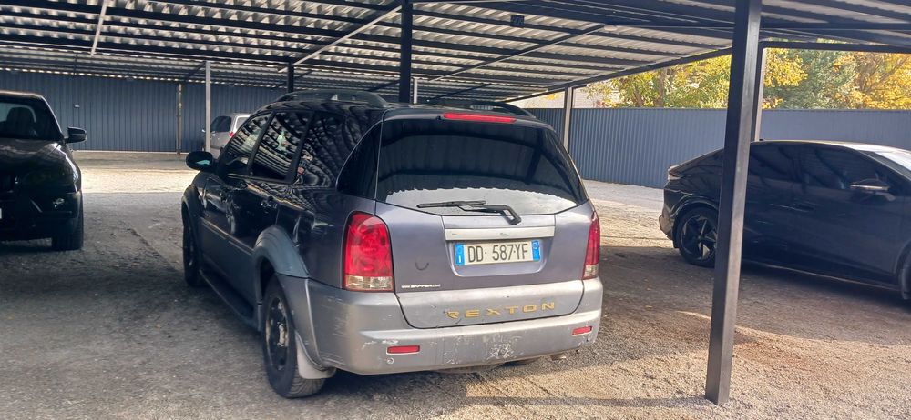 SsangYong Rexton 2.7