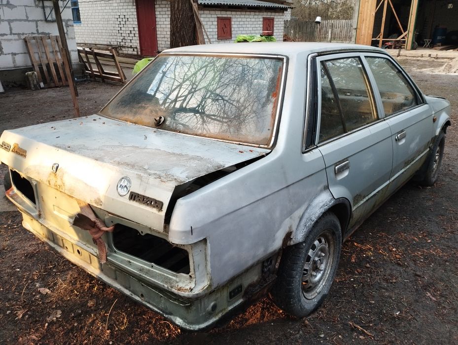 Mazda 323 BF 1.3E