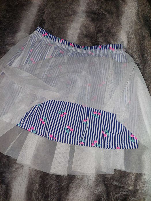 Spódnica spódniczka Terranova r. 128 - 134 cm.