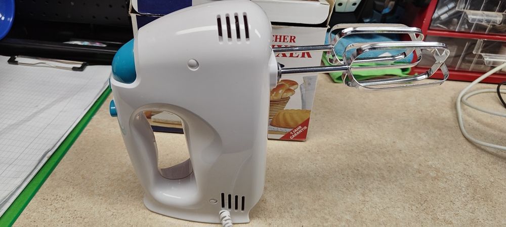 Mikser 180 wat nowy. Powystawowy.