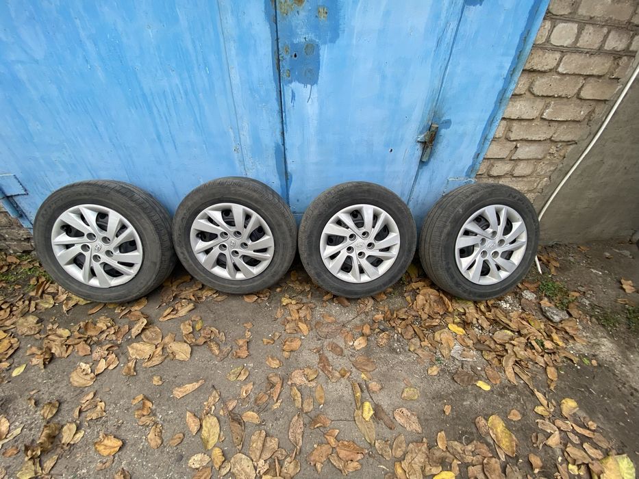 Продам диски 5/114,3 на 15. Оригинальные хюндай. Торг.