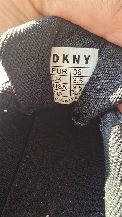 DKNY кросівки оригінал
