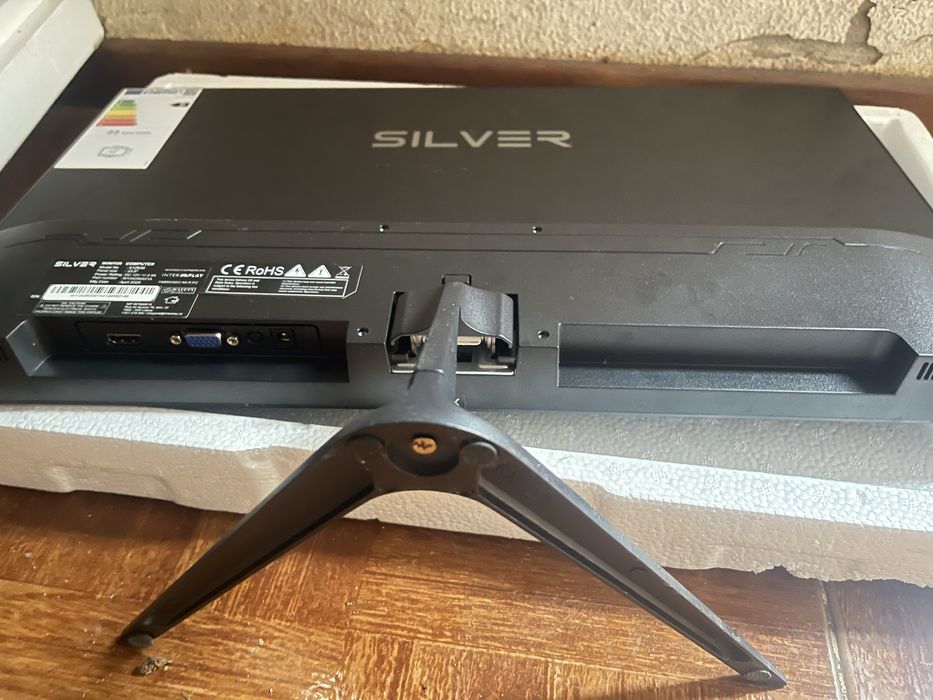 Monitor Silver Storm 24"