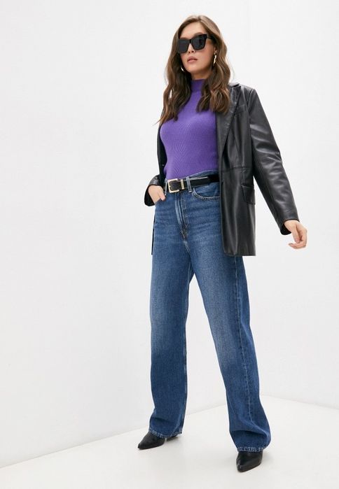 Джинси levi’s high loose нові шикарноі
high loose 
розмір - 29 (М)
довж 109/75
Посадка- 40
пот 39-41
поб 52
77% бавовна, 23% конопляне волокно