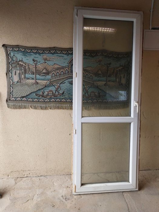 Drzwi balkonowe białe PCV