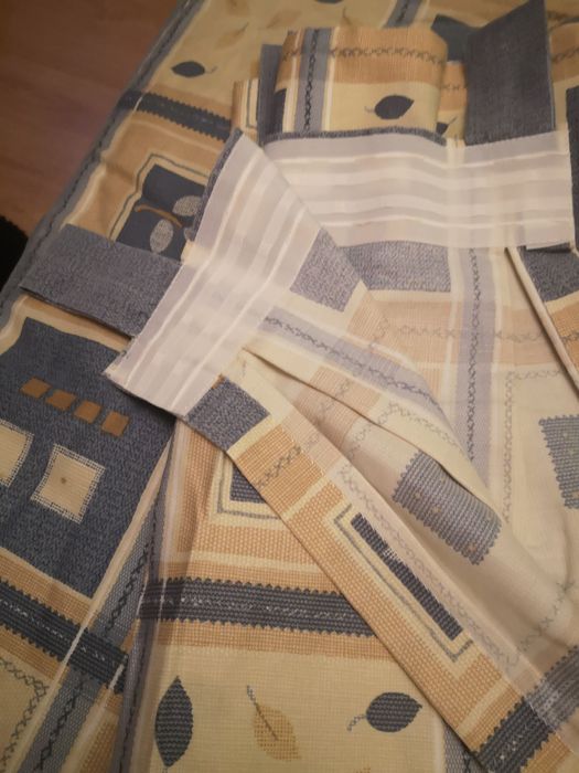 Conjunto quarto colcha alcochoado.