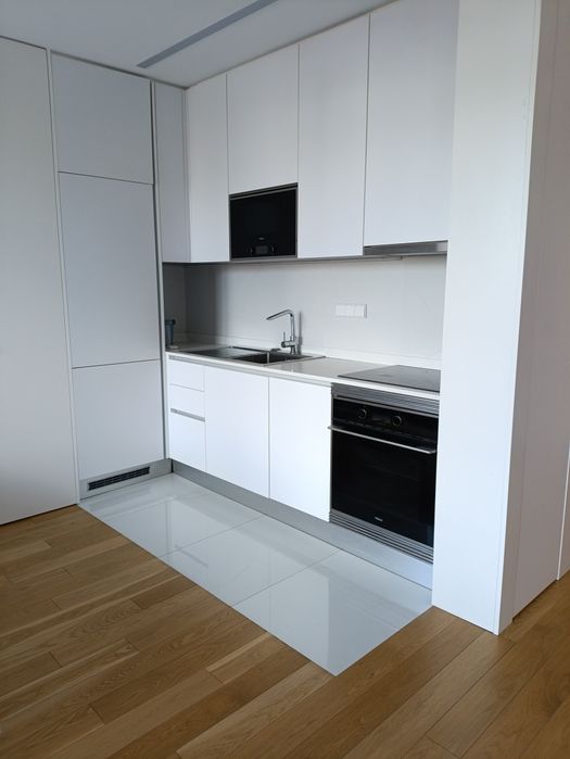 Apartamento T0 para arrendar por 800€ mês no centro de Gaia