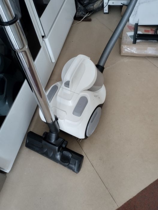 Пилососи Колбові. Ровента