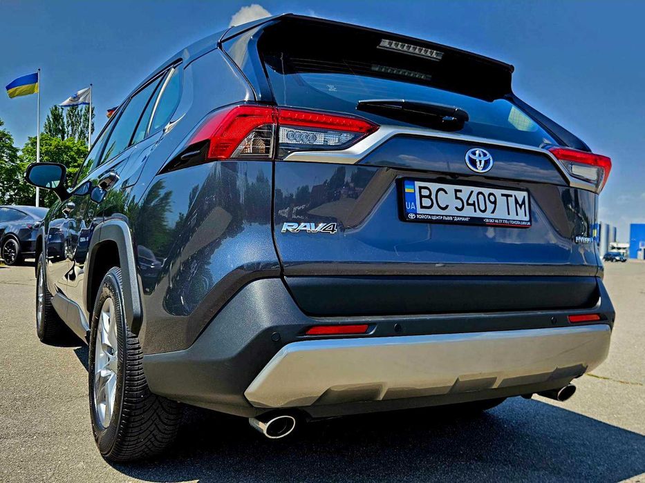 Toyota RAV4 2024р 2.5 гібрид офіційний