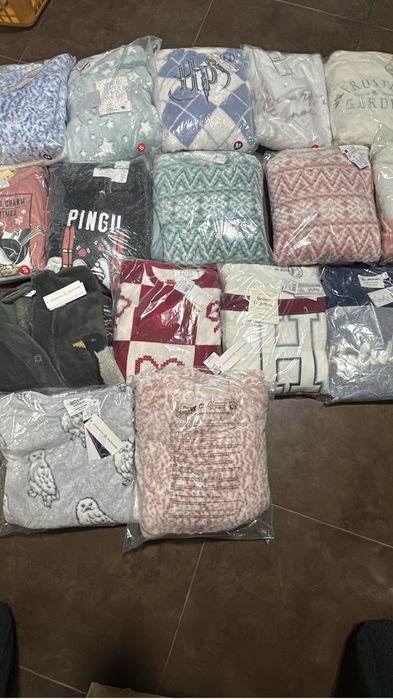 Pijamas novos 15€ cada