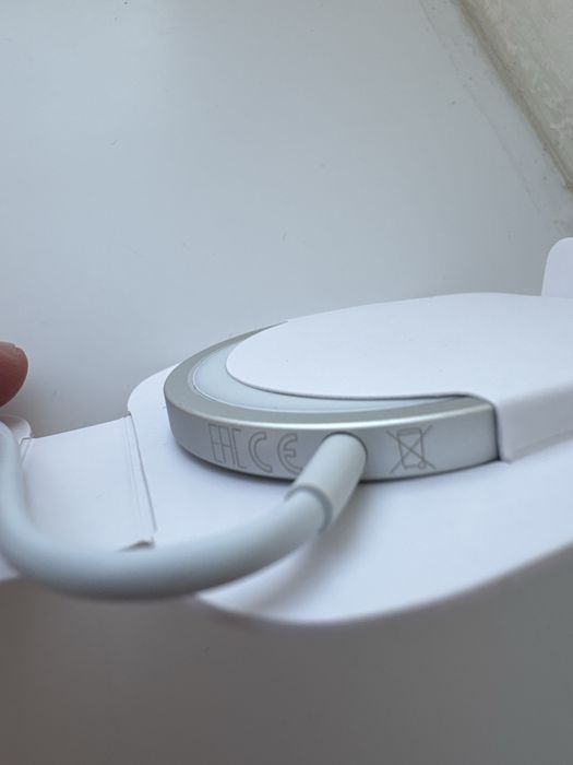 Безпровідна зарядка magsafe зарядное apple iphone айфон епл магнітна