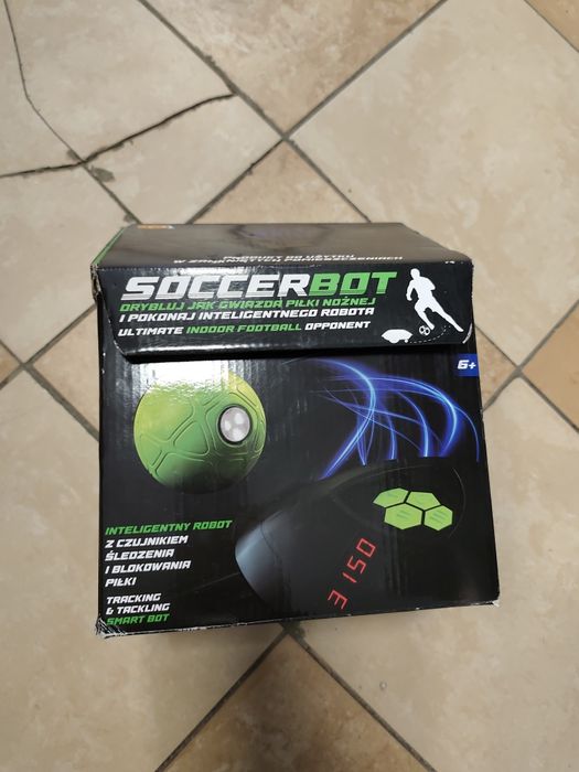 Soccerbot robot do gry w piłkę