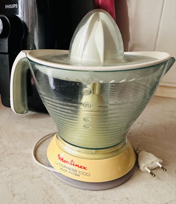 Продаю соковижималку для цитрусових Moulinex vitapress 1000