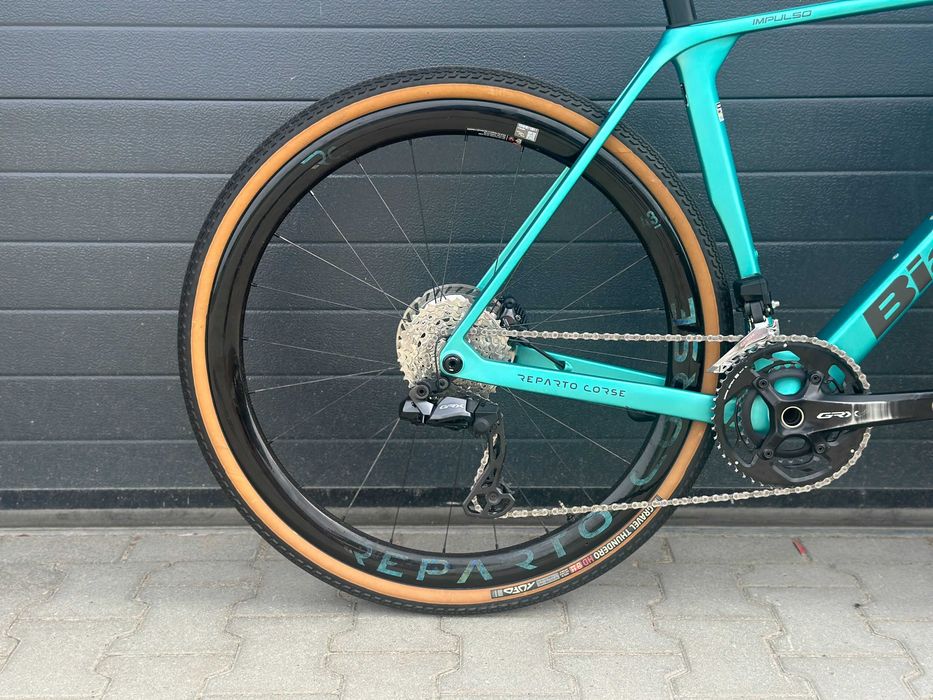 Rower gravelowy Bianchi Impulso RC rozmiar M GRX di2