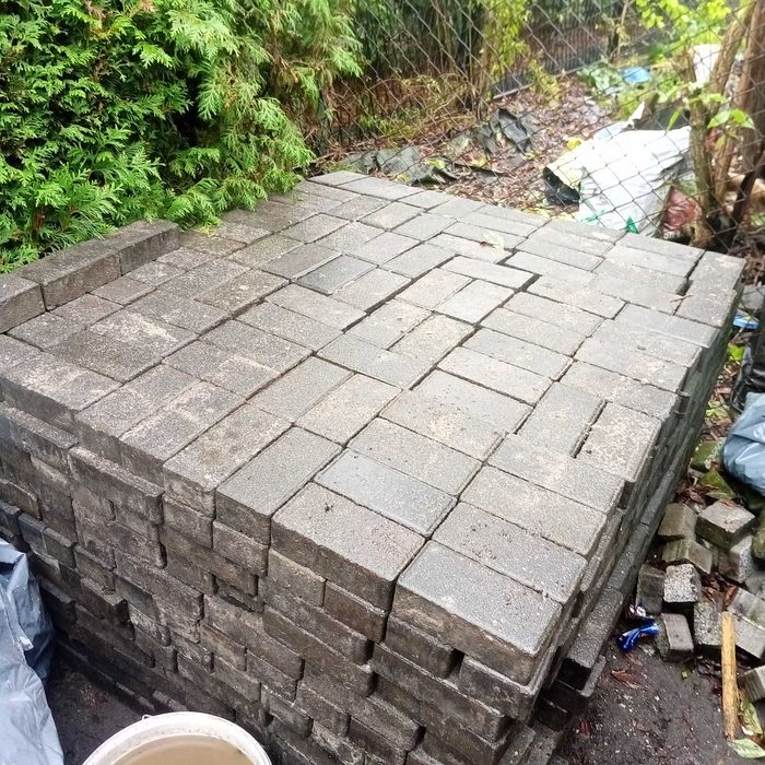 kostka brukowa szara i czerwona 200x100x60