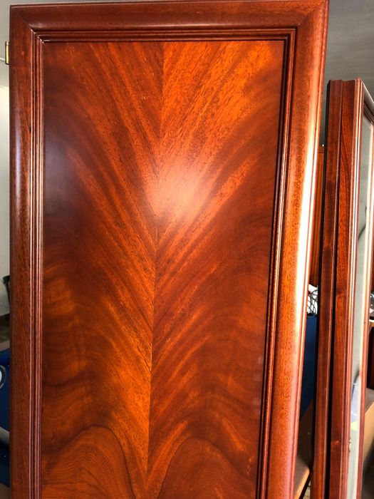 Armário em madeira antigo marca Abolini