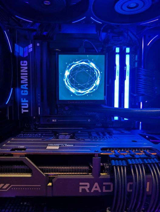 Novo StealthRGB AMD 9800X3D/16GB 9070XT/32GB DDR5-6000/2TB/1000WATX3.1