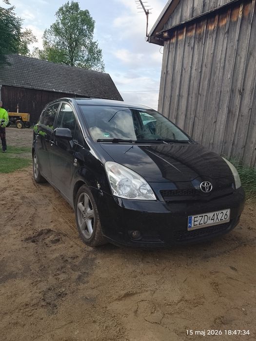 Samochód - Toyota Corolla Verso