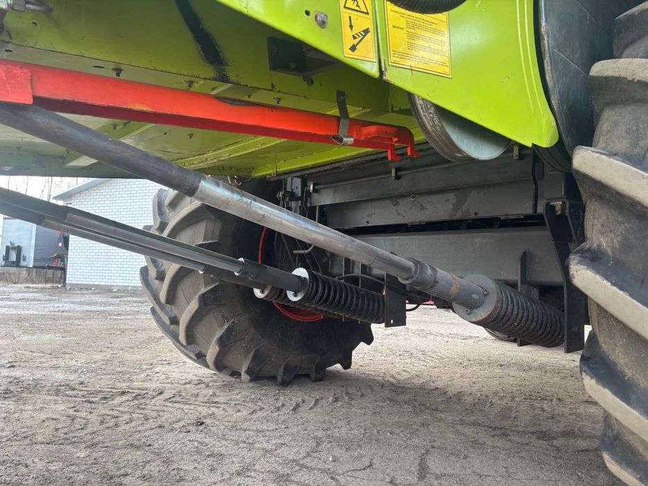 Claas Lexion 570 комбайн зернозбиральний