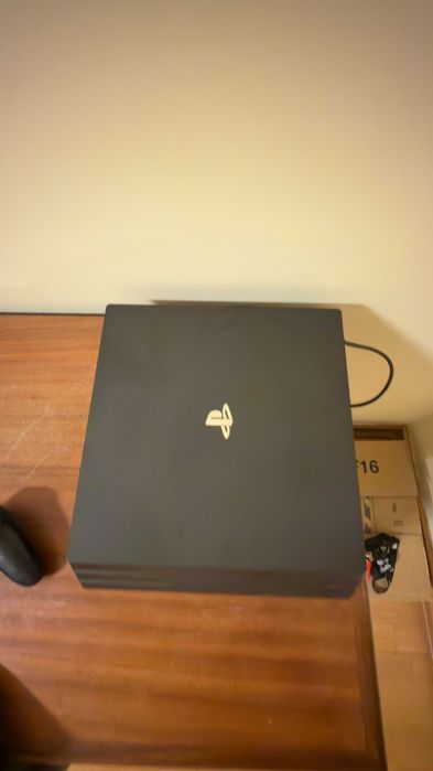 ps4 pro Sony 1TB