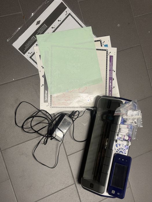 Brother Cm900 ploter tnąco rysujący po obrysie + skanowanie + wifi