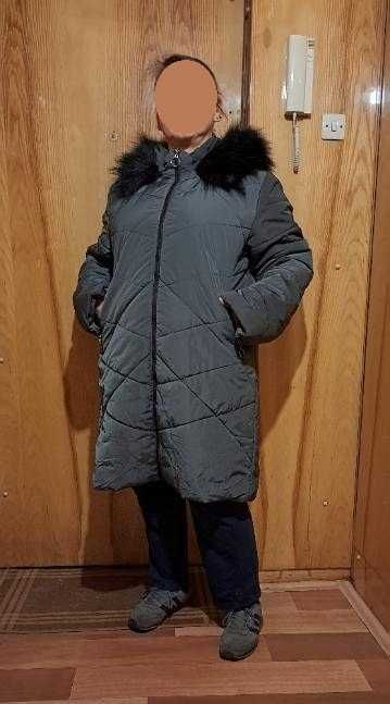 Elegancki płaszczyk zimowy, obwód 134 cm