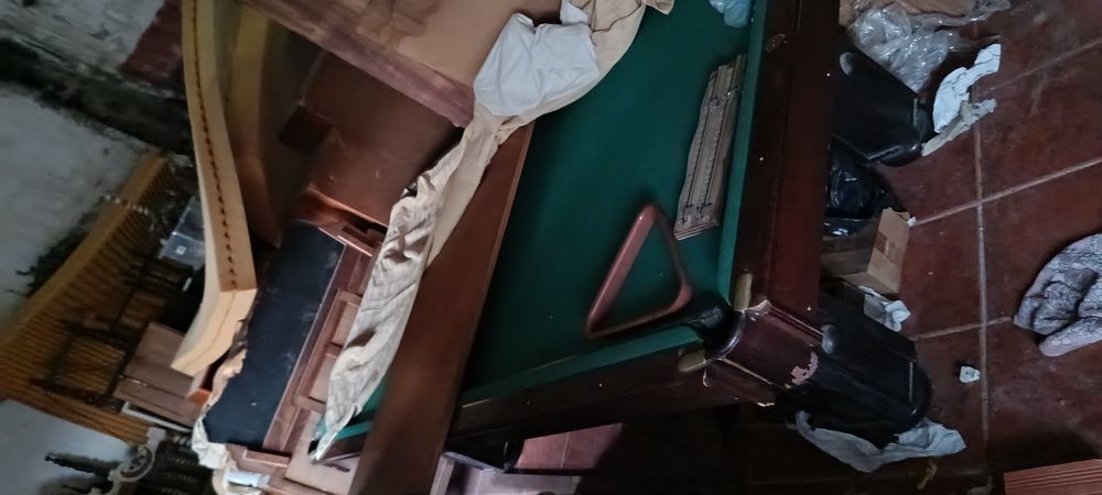 Mesa de snooker, em mogno impecável
