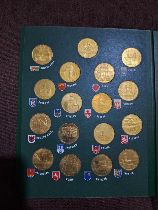 monety 2 zł Historyczne Miasta w Polsce + album