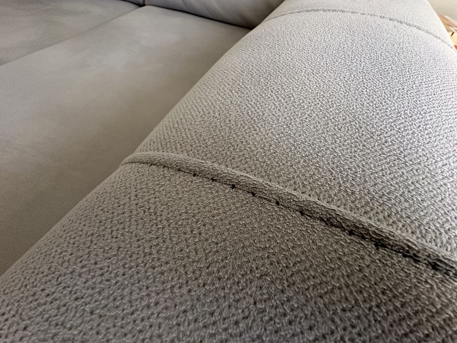 Sofá tecido 3 pessoas cama chaise long