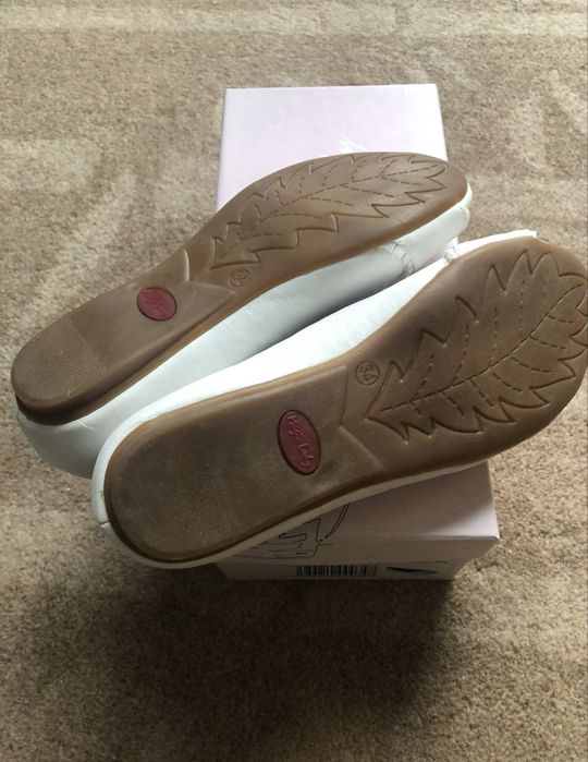 Buty biale dls dziewczynki - rozmiar 34 - nowe